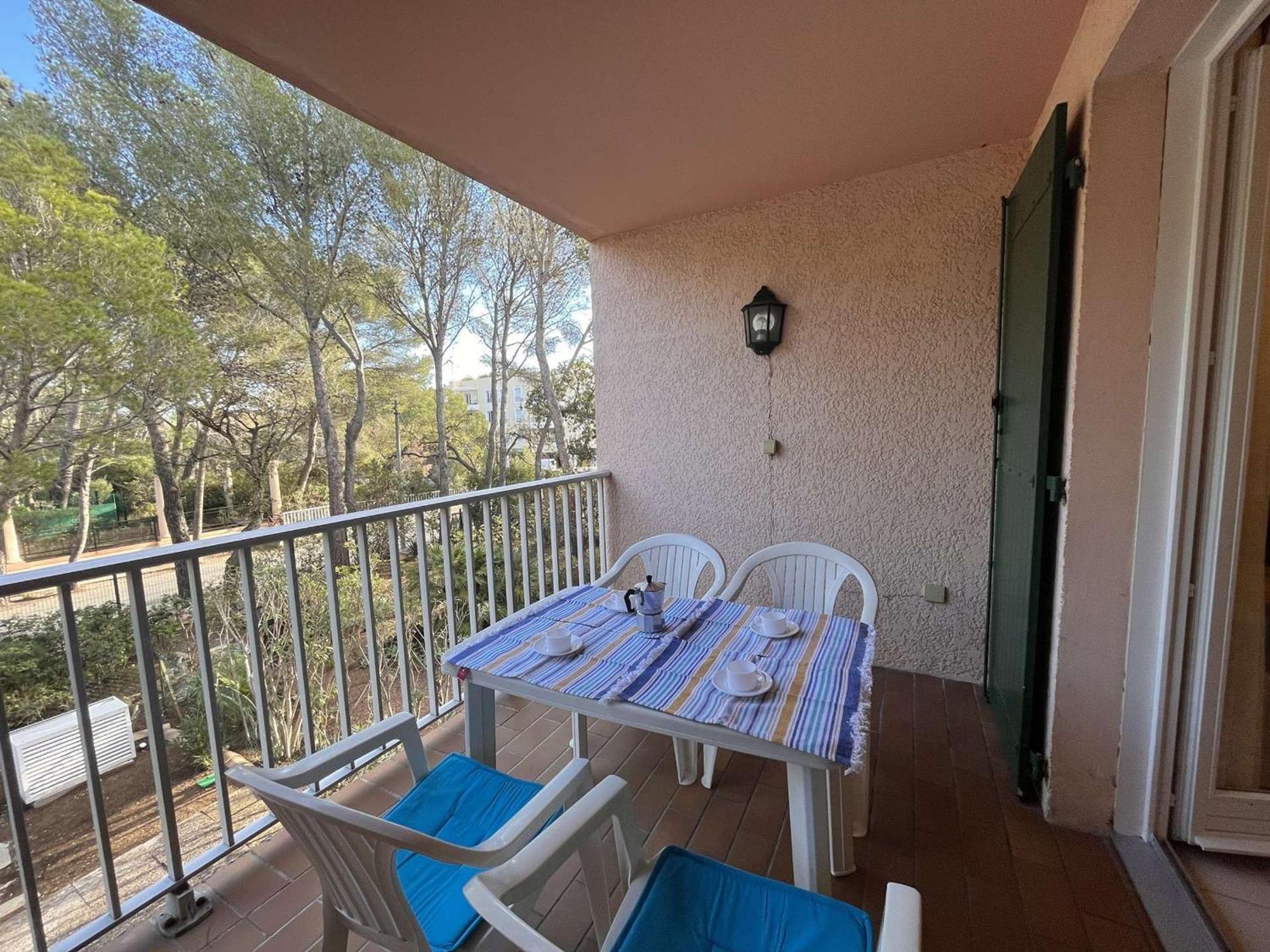 Studio Cabine Avec Piscine, Tennis Et Parking A 400M De La Plage - 4 Couchages, Saint-Aygulf - Fr-1-226A-89 แซงเตกูลฟ์ ภายนอก รูปภาพ
